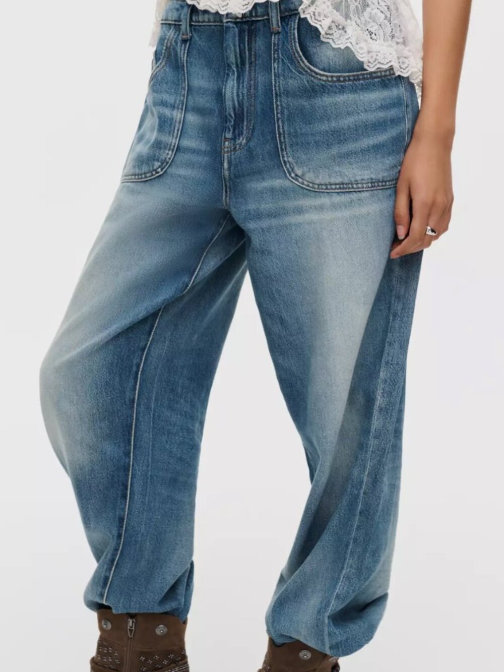 Anthropologie Pilcro Jenna Mid Rise Relaxed Jeans XS Ambato Wash baggy Slouchy